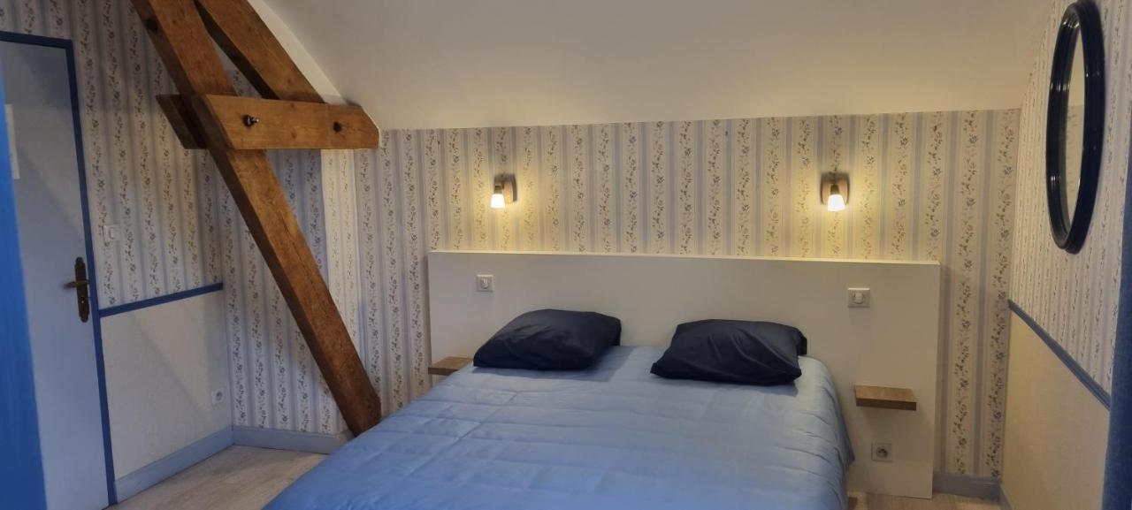 Autour Des Vignes Bed & Breakfast Herry Bagian luar foto