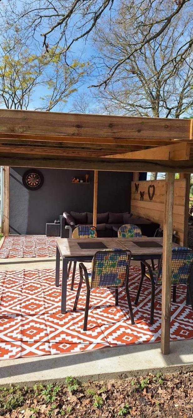 Autour Des Vignes Bed & Breakfast Herry Bagian luar foto